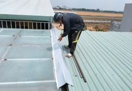 Thợ chống dột mái tôn tại Trảng Bom -0868.448.733